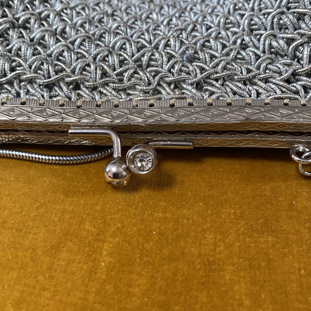 VTG 50’s Silver Woven Knitted Crochet Rhinestone Kisslock Purse Bag - Picture 6 of 10